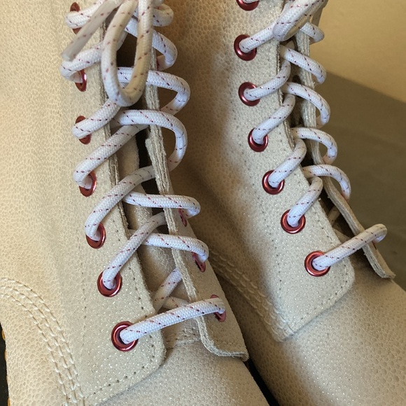 Dr. Martens 1460 Bejeweled Womens Size 8 Boots White Pink Leather Lace Up NEW - Picture 7 of 10